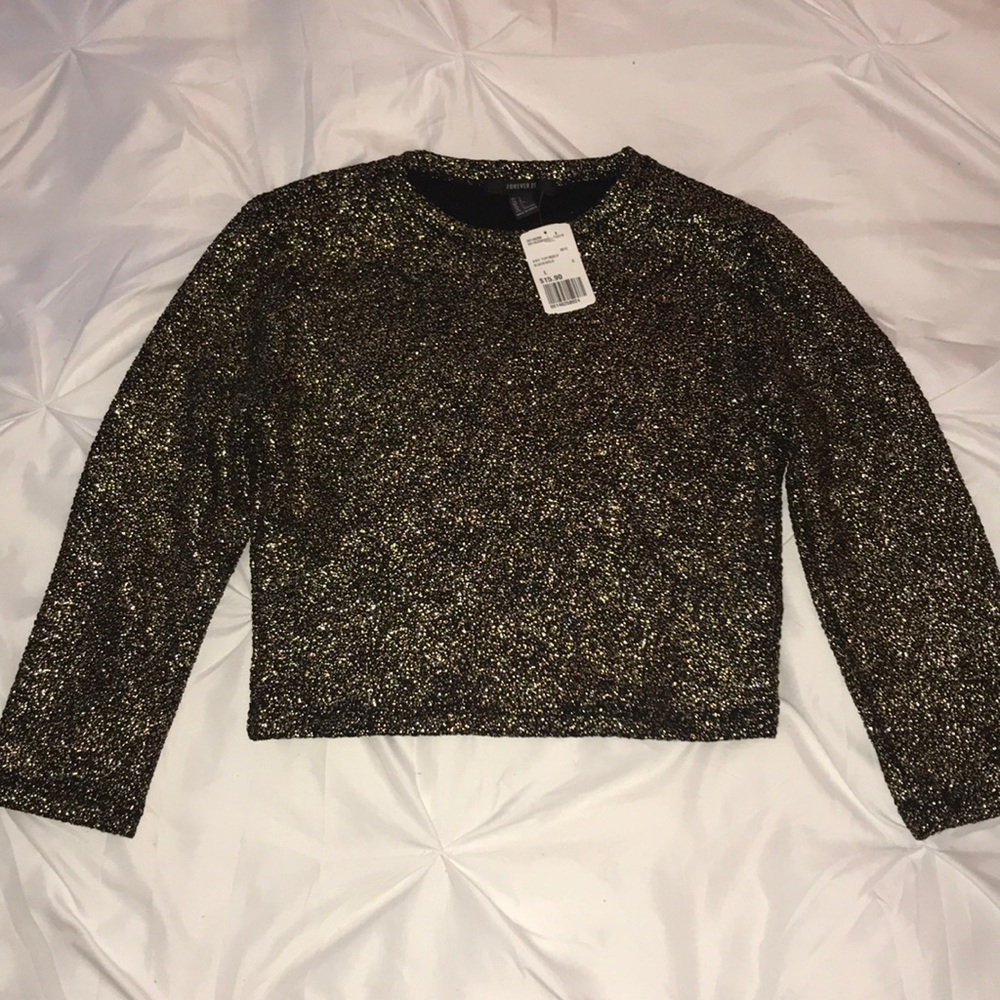 Black and gold crop top
